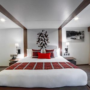 Executive King Suite